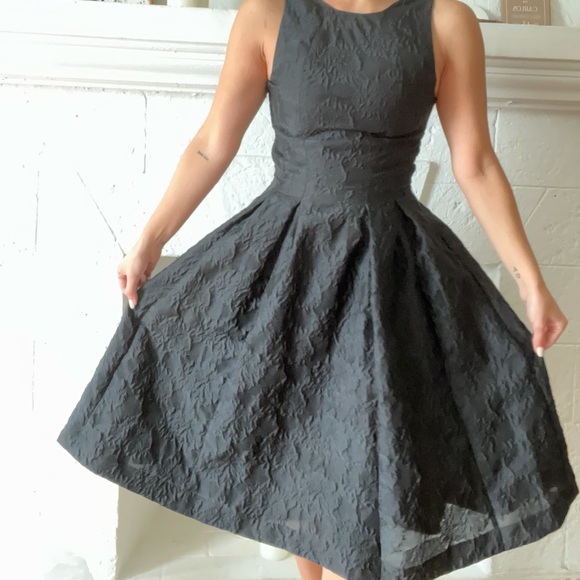 Little Black dress - Picture 1 of 4